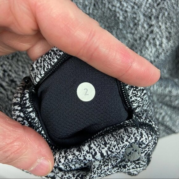 Lululemon Rush Hour Long Sleeve Running Pullover Top Size 2 Grey Running Shirt - Picture 6 of 12